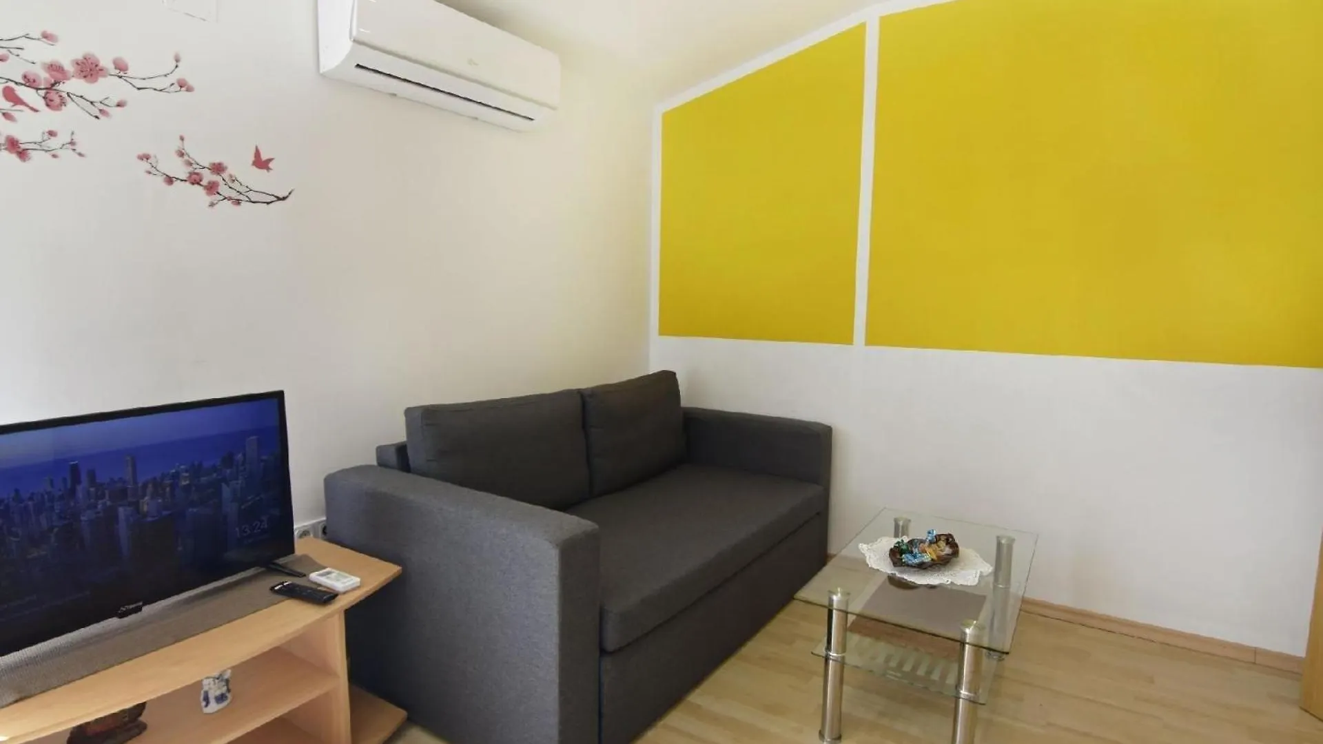 Wohnung In Zambratija Mit Schoener Terrasse クロアチア